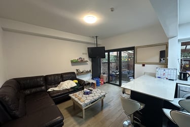 5 bed flat, South Grove, Ardwick, Manchester, M130AU - Image 5